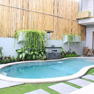 Rusty 2*, Seminyak (Bali) Indonesia